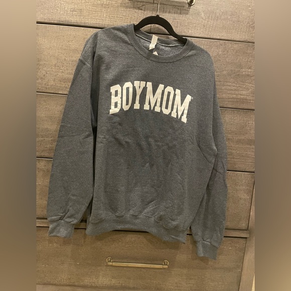 Tops Size Large Boy Mom Sweatshirt Poshmark